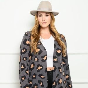 New Junior's Cute Boutique Animal print cardigan